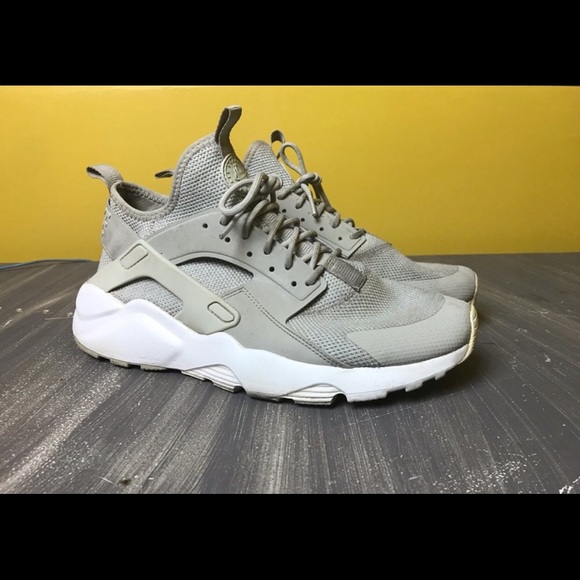Nike Other - Men’s Nike huarache sneakers